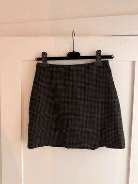 Aritzia Wool Mini Skirt, Size: 4